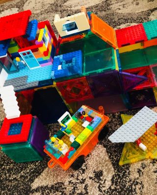 Magnetická stavebnice+LEGO ! TIP pro milovníky lega i magnetických stavebnic 🤩 Magnetické stavebnice od @picassotiles a k...