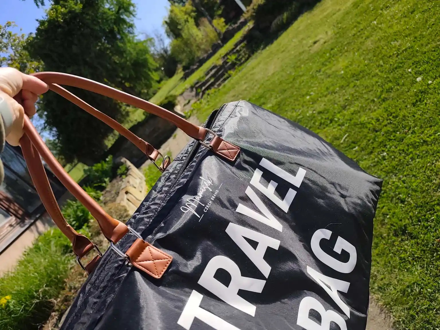Recenze od cestovatelského portálu Ťapkáme.cz na náš Travel bag