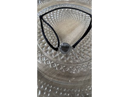 Stříbrný náramek s provázkovým vázáním, kombinace s m. mlékem a vlásky