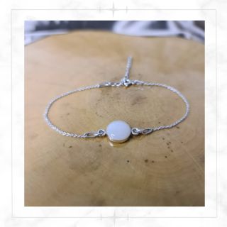 Náramek s mateřským mlékem 🥰 #sperkyzmaterskehomleka #materstvi #sperkysmaterskymmlekem #sperky #rodina #materstvi...