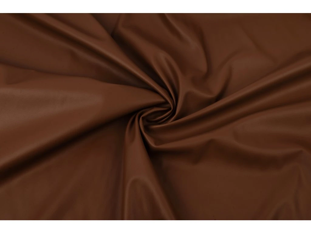 Koženka – umělý materiál s luxusním vzhledem