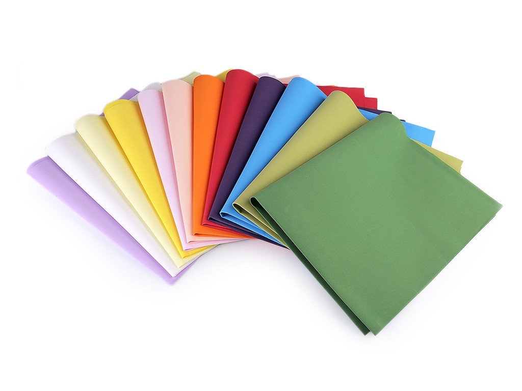 Pěnová guma Foamiran k výrobě květů 60x70 cm (Balení 1 ks, Varianta 1 (001) bílá mléčná)