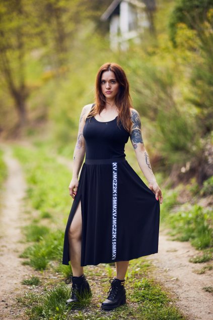 DÁMSKÁ SPLÝVAVÁ SUKNĚ S ROZPARKEM JAKOMAMA CZ BLACK (Velikost Dámské L)