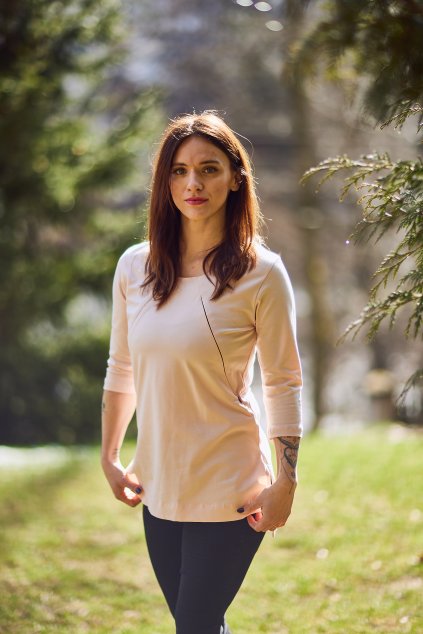 63852668 AB89 40A7 8BA5 BE3C41A4CEE2