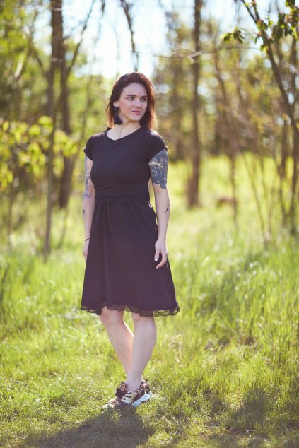 Těhotenské a kojicí áčkové šaty BLACK LACE krátký rukáv - Maminka (vhodné také jako TĚHOTENSKÉ) (Velikost Dám. XS)