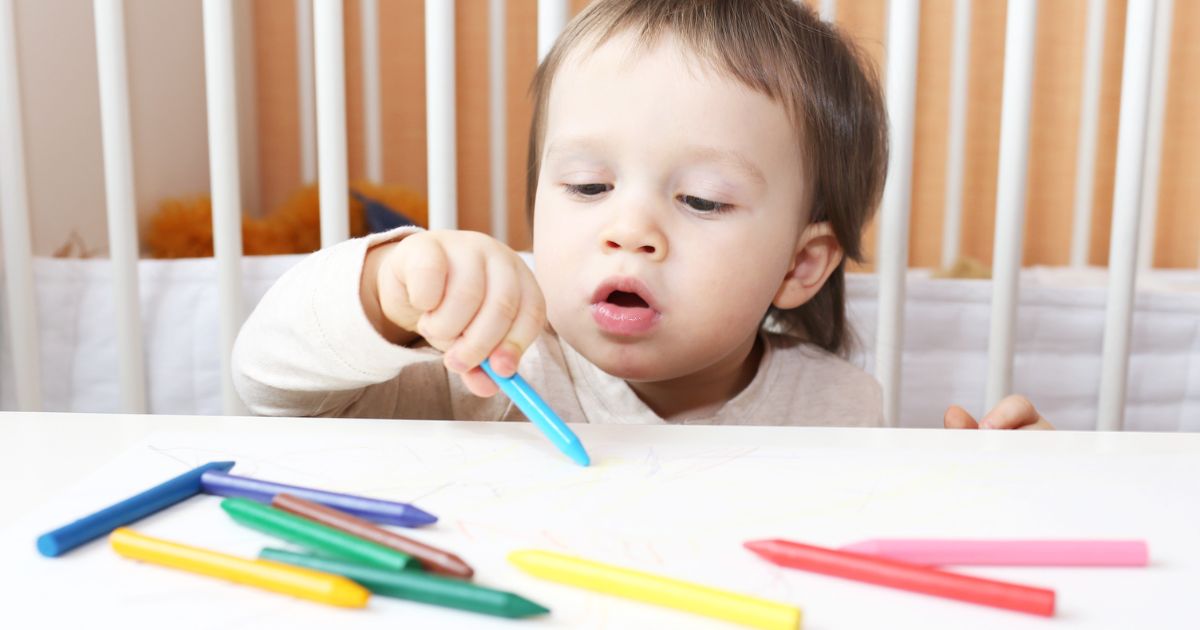 18 měsíční batole: Co by mělo umět a jak ho podpořit ve vývoji?