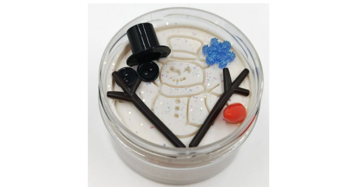 mamolina-postavime-snehulaka