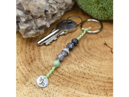 Macramé klíčenka z minerálů KOZOROH - zelený opál, síťovaný jaspis, chirurgické ocel