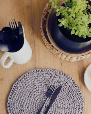 Je to tu zase 😧 Do života se nám pomalu vkrádá lezavá zima 🥶 Doma máme sice teplíčko, ale mně stačí jeden pohled z okna a...