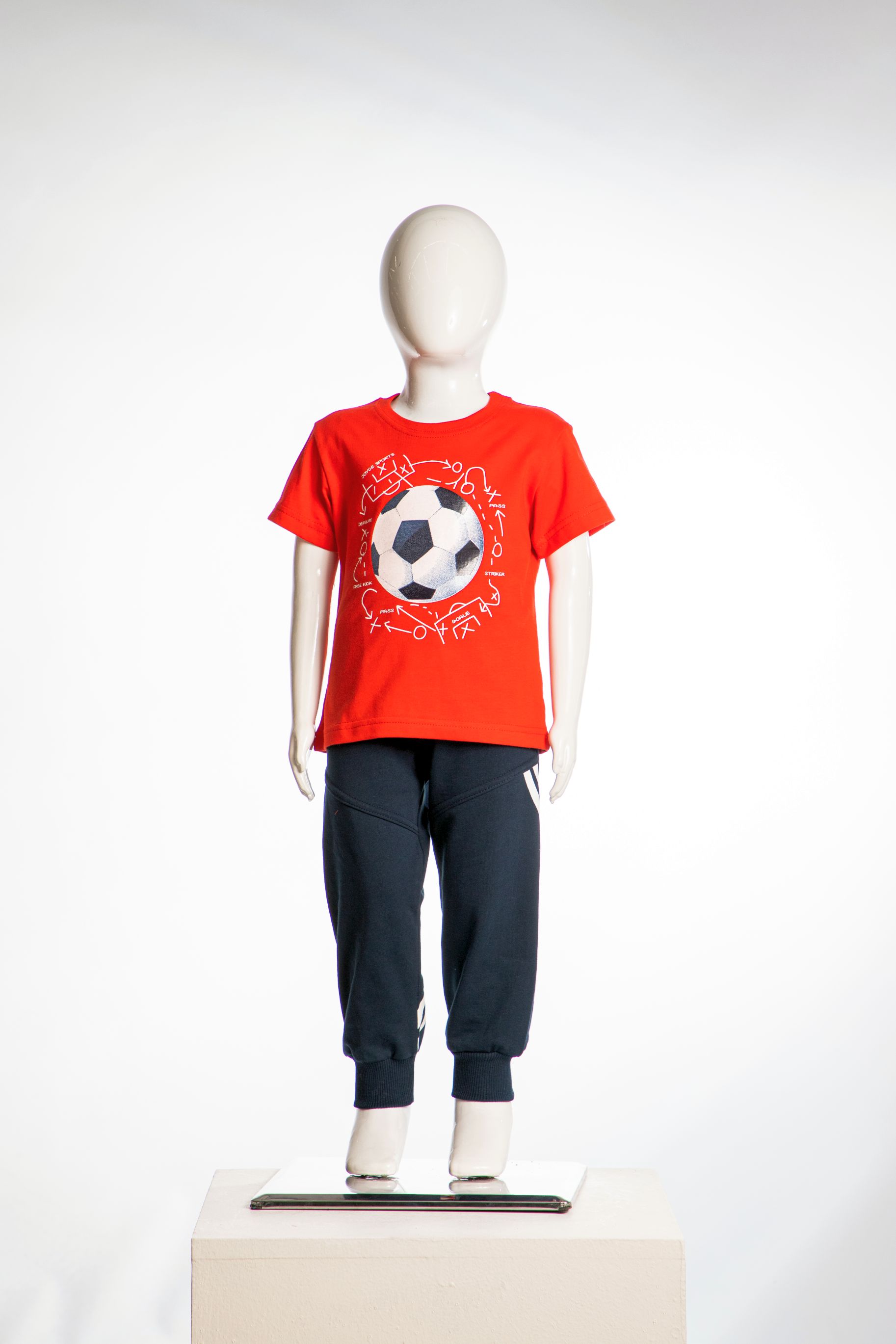 Chlapecká tepláková souprava "SOCCER BALL"/Červená, šedá Barva: Červená, Velikost: vel. 3 (98/100 cm)