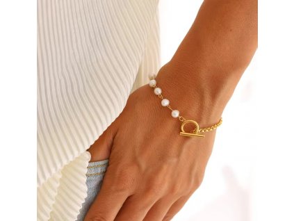 Pozlátený náramok z chirurgickej ocele s perlami