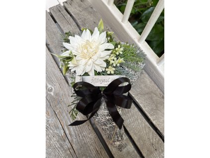 Szív fészek hiányzol felirettal