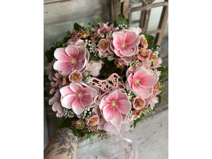 Nagy sokvirágos kopogtató