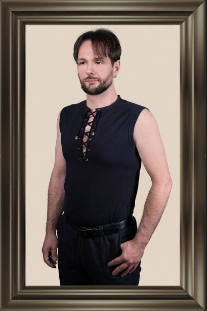 triko se šněrováním rám