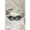Černá krajková škraboška labuť