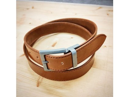 RUČNĚ ŠITÝ OPASEK- SVĚTLE HNĚDÝ