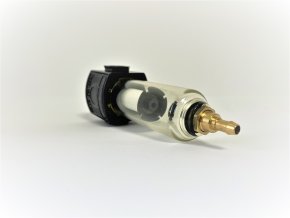 E102