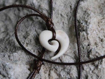 Maorský náhrdelník Srdce Koru