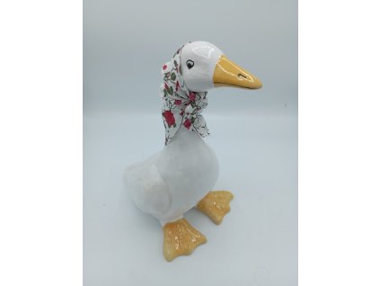 Husa stojící bílá, 32cm, šátek červený s puntíky, mrazuvzdorná