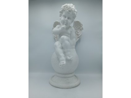 ANDĚL NA KOULI PRST U PUSY, PLAST - 799KČ