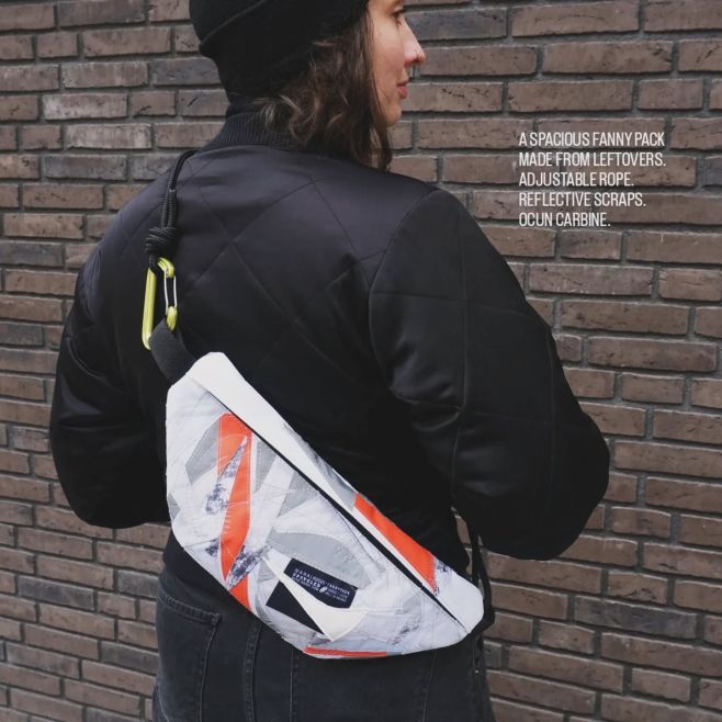 Mini drop zavazadel sešívaných z odstřižků. Karabina OCUN nebo magnetická spona FIDLOCK, prostornost a neopakovatelnost✨...