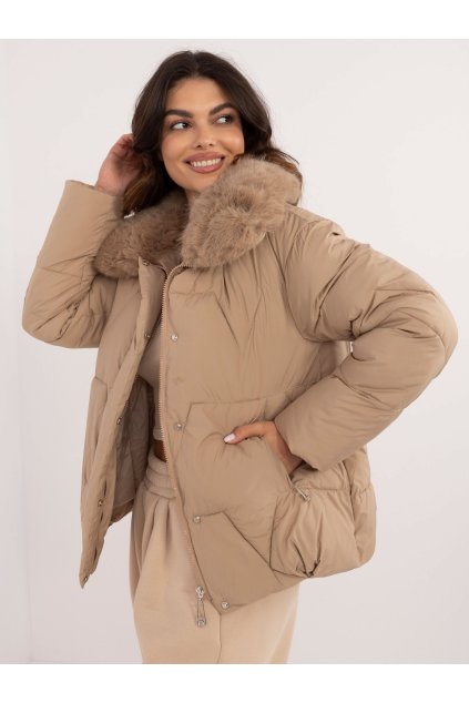 Zimní bunda s kožíškem krátká béžová