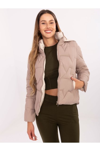 Prošívaná bunda s kapucí béžová