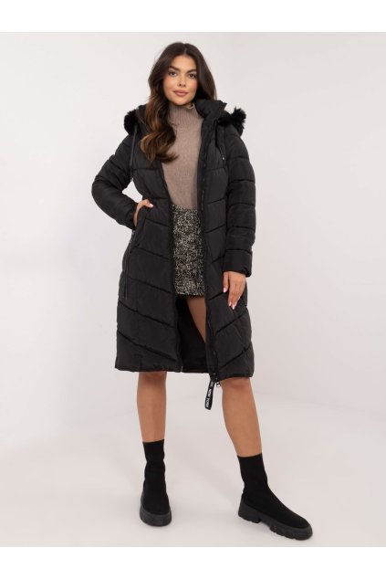 Prošívaná bunda dlouhá s kožíškem černá