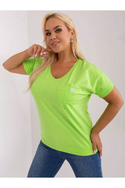 Dámské triko s výstřihem a kapsičkami plus size