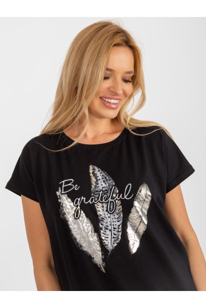 Černá halenka s lesklým potiskem