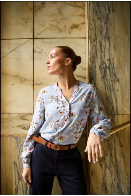 Světle modrá viskózová košile Moodo