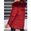 Zimní prošívaná dámská bunda s kapucí a kožíškem červená