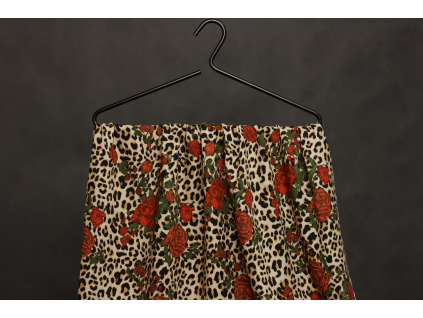 Šatový | halenkový žoržet viskózový - Zvířecí vzor s růžemi