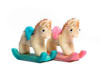 Modrý houpací koník z marcipánu