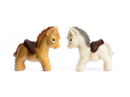 Koníci z marcipánu, 2 barvy