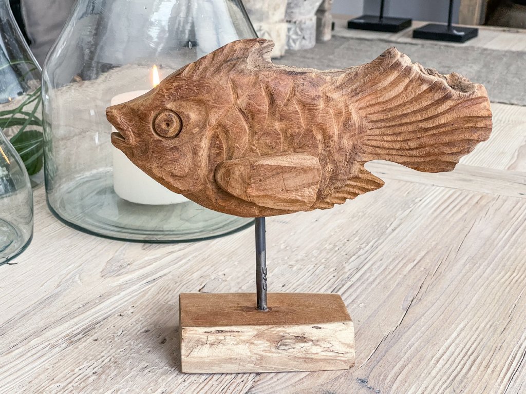 Ryba z teakového dřeva