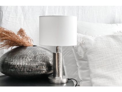 Lampička - stříbrný kov
