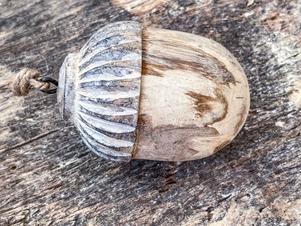 Vánoční ozdoba ze dřeva