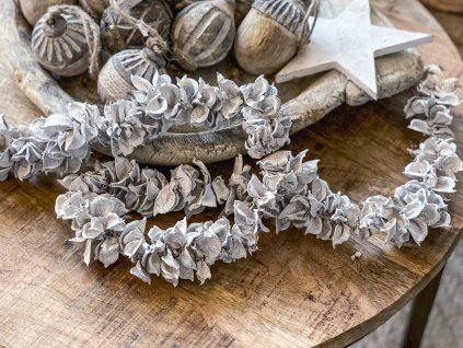 Girlanda z bavlníku