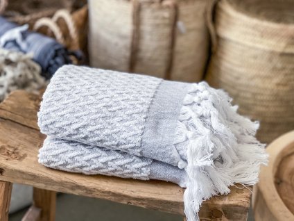 Ručník s třásněmi/ bílá, šedá