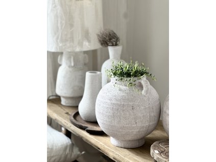 Váza z hrubé kameniny