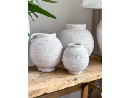 Váza z hrubé kameniny