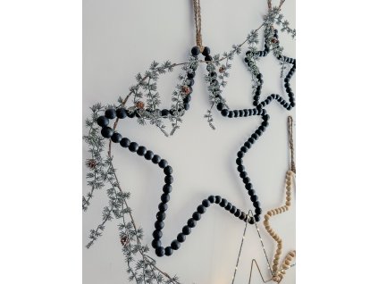 Hvězda z dřevěných kuliček