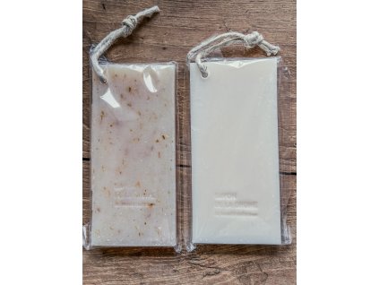 Přírodní mýdlo na provázku