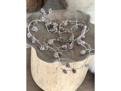 Girlanda - modřínové šišky