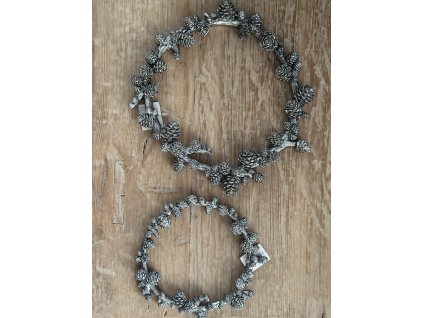 Dekorace ve tvaru věnečku