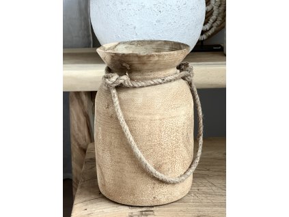 Váza z jilmového dřeva s jutovým provázkem