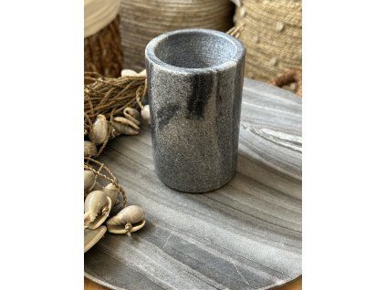 Mramorová dóza na kartáčky