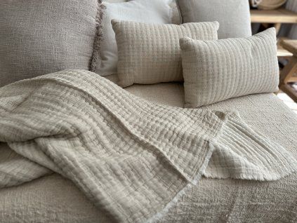 Prošívaný oboustranný přehoz