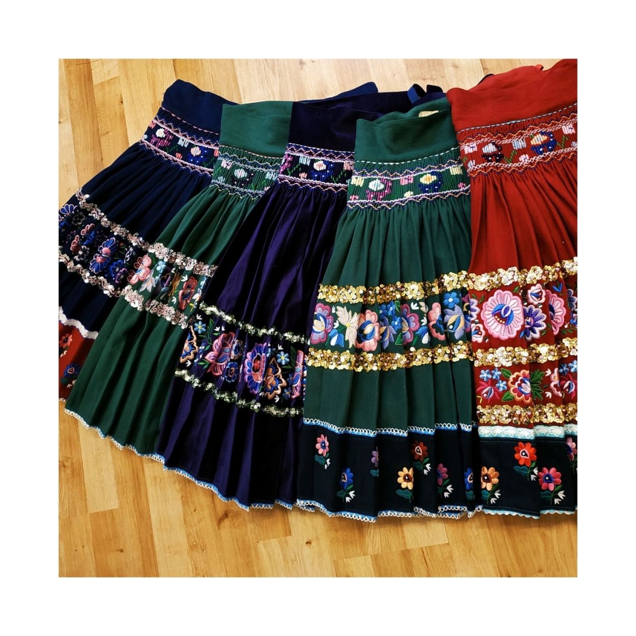 Slovenské ľudové sukne